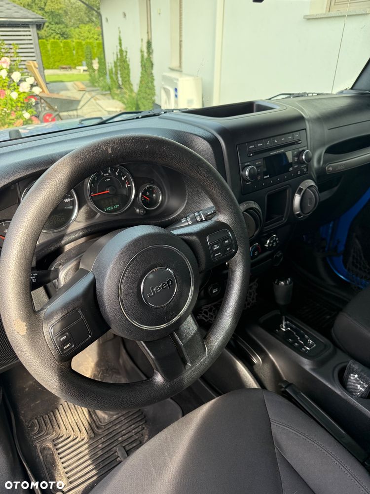 Jeep Wrangler - 6