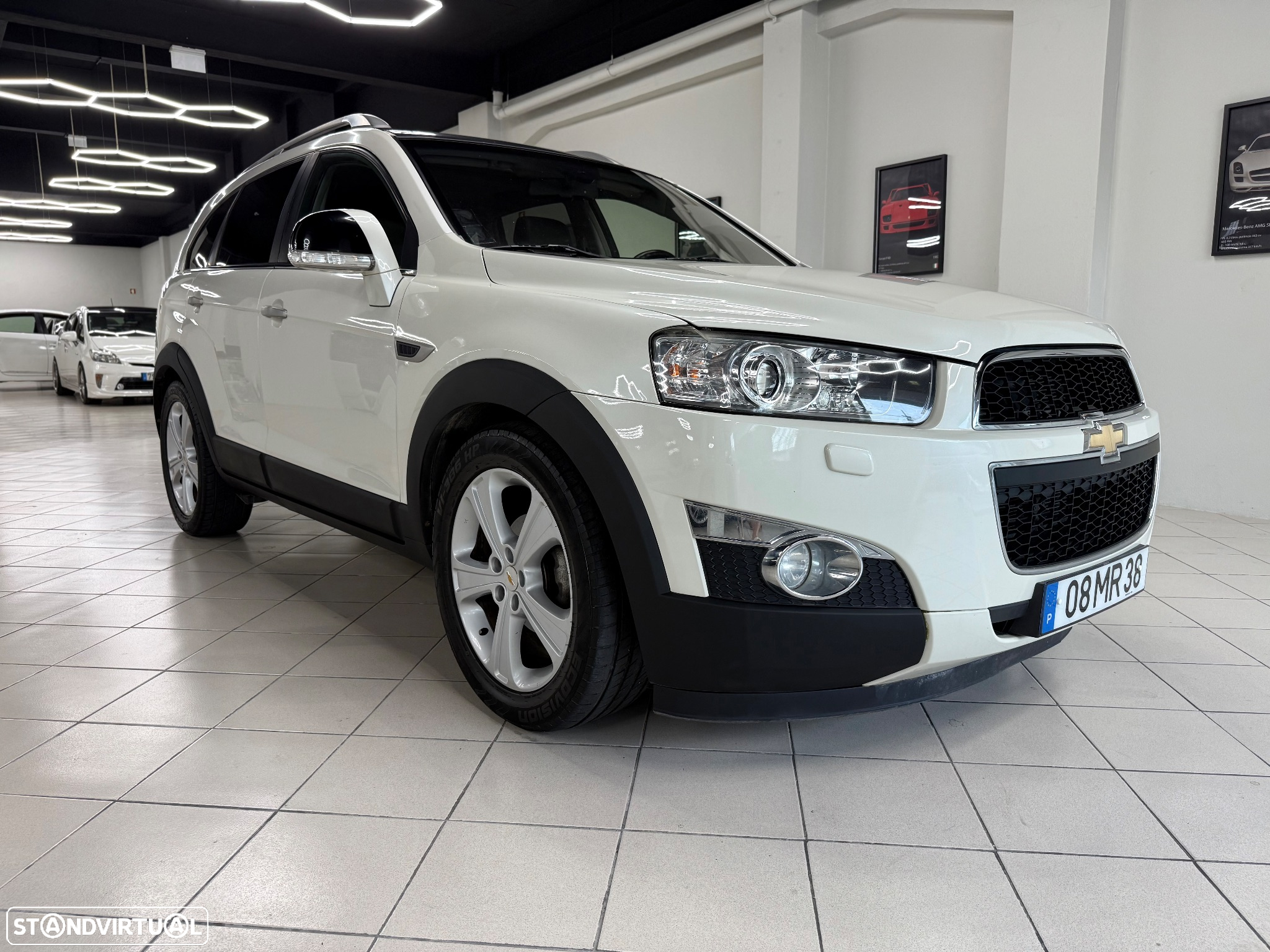 Chevrolet Captiva 2.2 VCDi LTZ Aut. Jet Black - 5