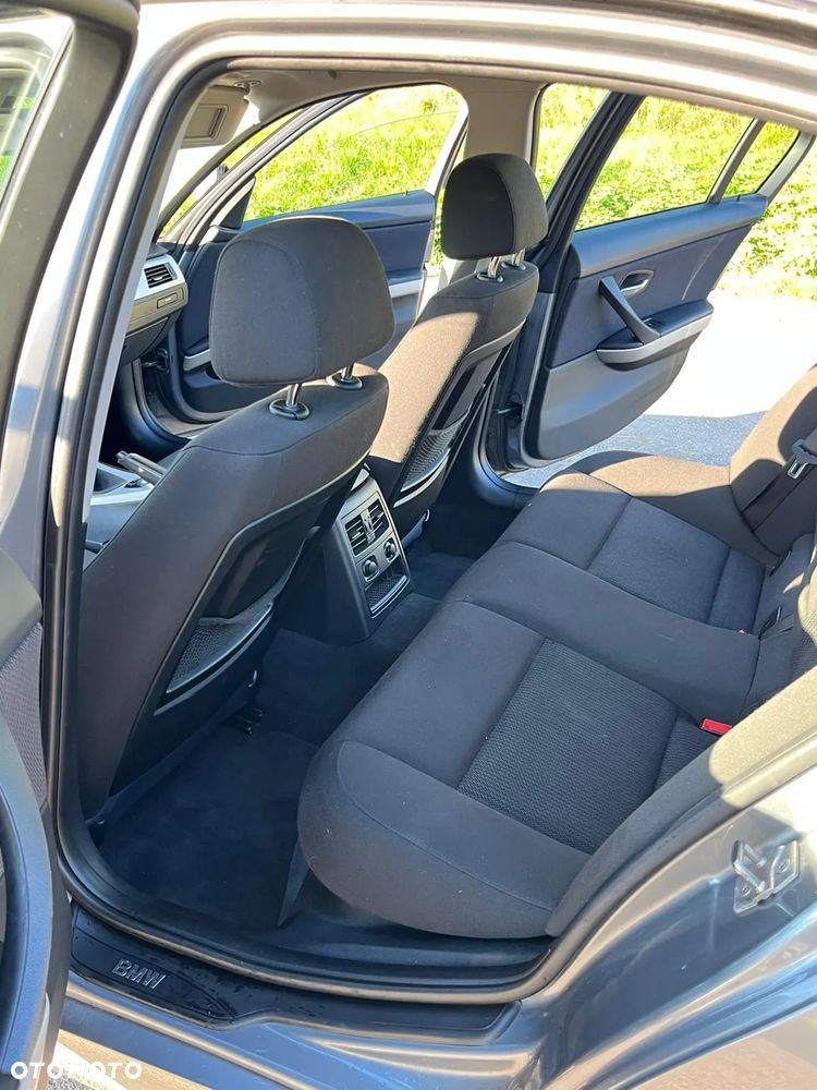 BMW Seria 3 320d - 10