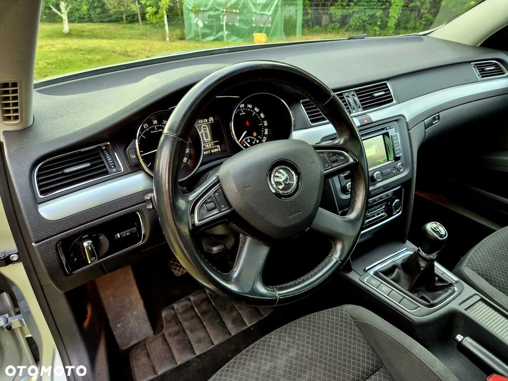 Skoda Superb 1.6 TDI Green tec Ambition - 12