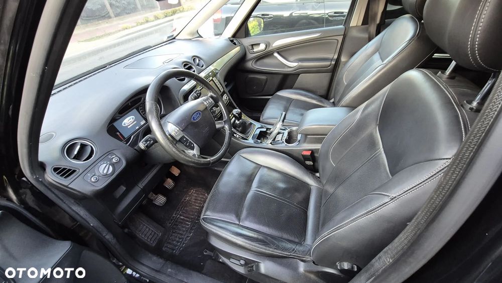 Ford S-Max 2.0 TDCi DPF Titanium - 15