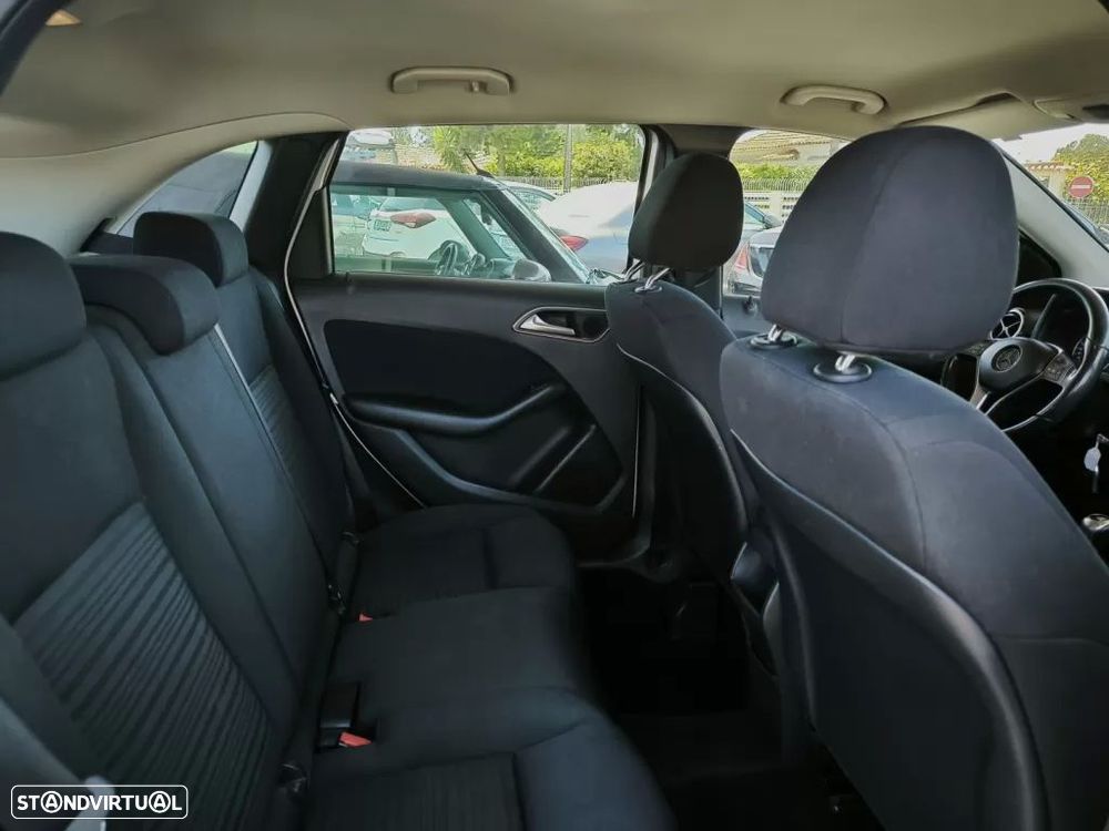 Mercedes-Benz B 180 CDI Style - 23