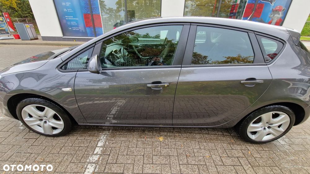 Opel Astra 1.4 T Sport - 3