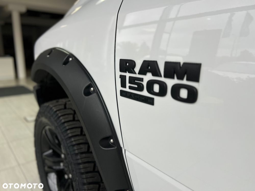 Dodge RAM 1500 5.7 4x4 - 12