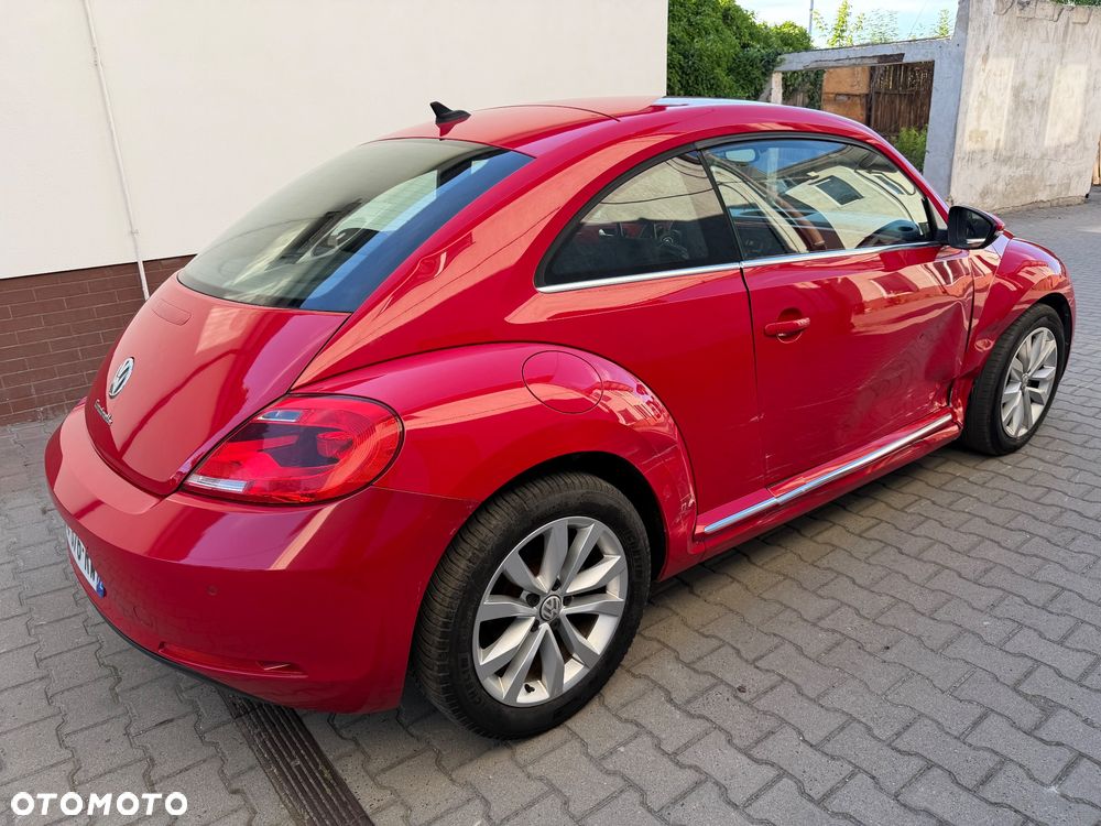 Volkswagen New Beetle - 3