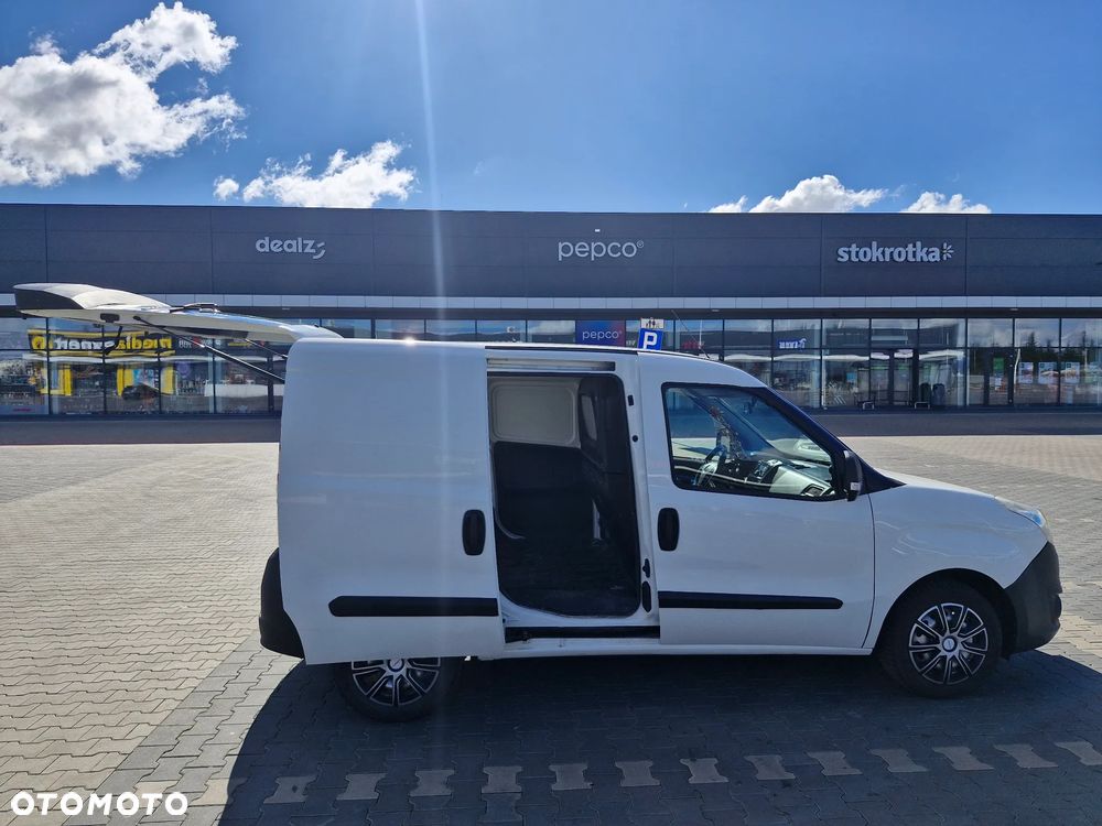 Opel COMBO - 8