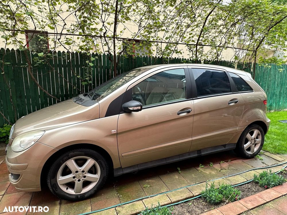 Mercedes-Benz B 180 CDI - 2
