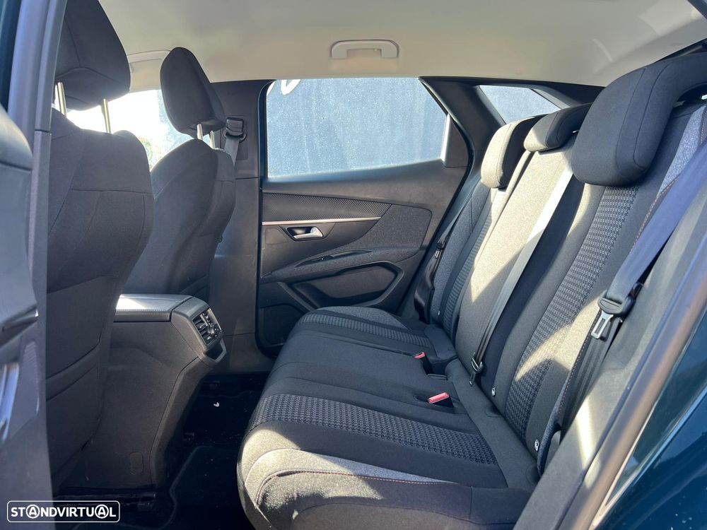 Peugeot 3008 PureTech 130 Stop & Start GPF EAT8 Active - 17