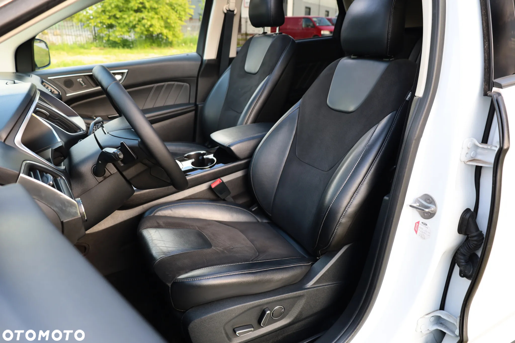Ford Edge 2.0 TDCi Twin-Turbo 4WD ST-Line - 24