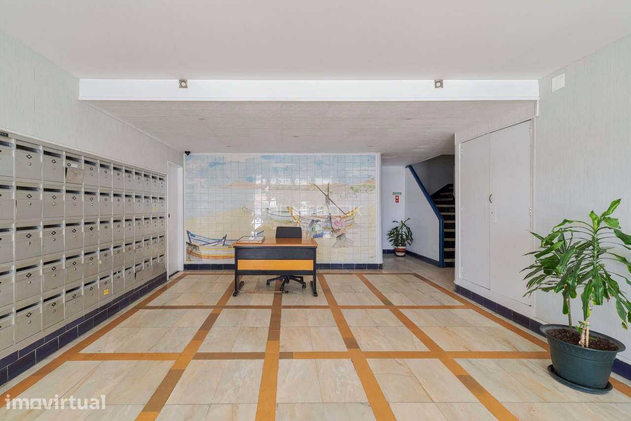Apartamento com vista mar e grandes varandas - Grande imagem: 2/25