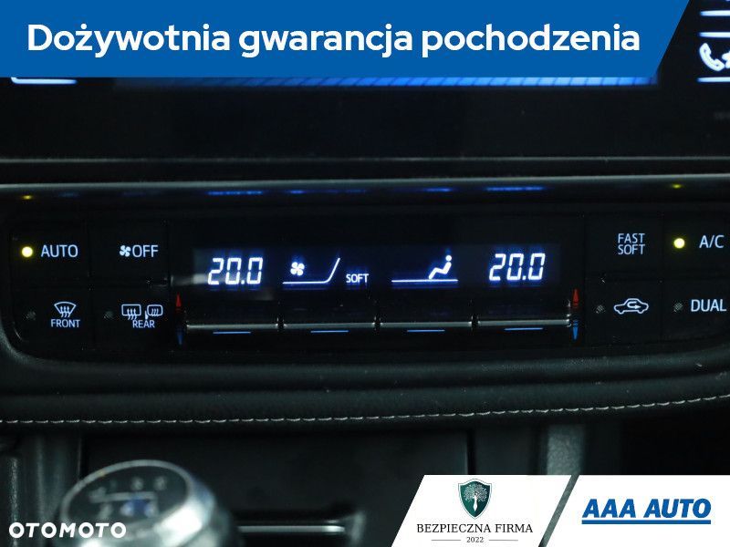 Toyota Corolla - 12