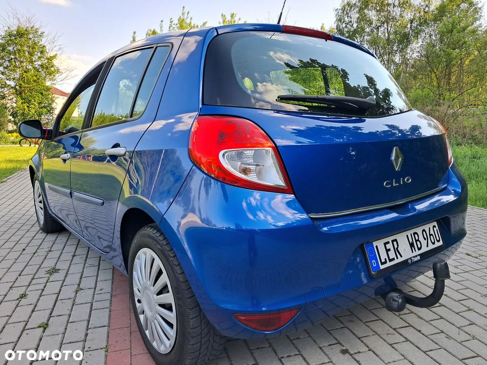 Renault Clio - 12