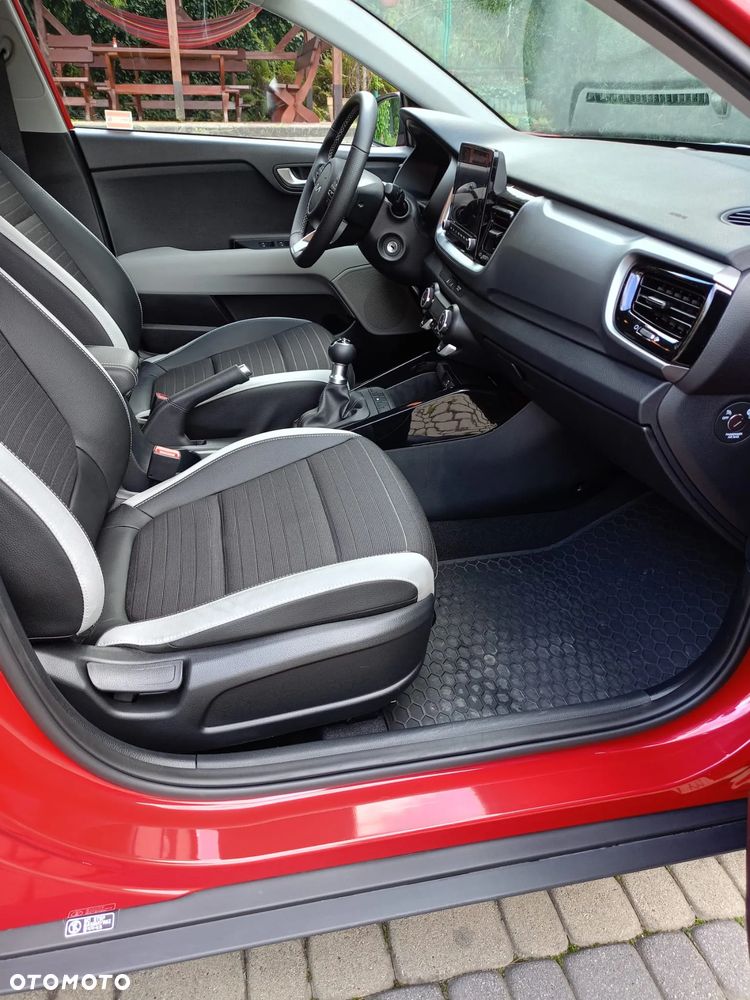 Kia Stonic - 10