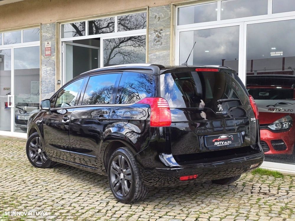 Peugeot 5008 1.6 E-HDi 7L Allure 2-Tronic 113g - 11