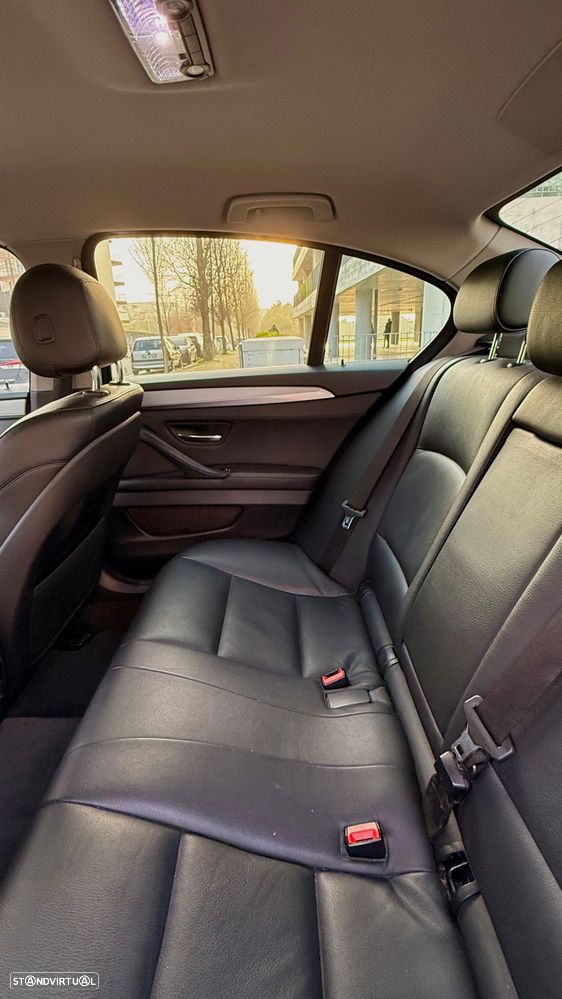 BMW 520 d Line Luxury Auto - 7