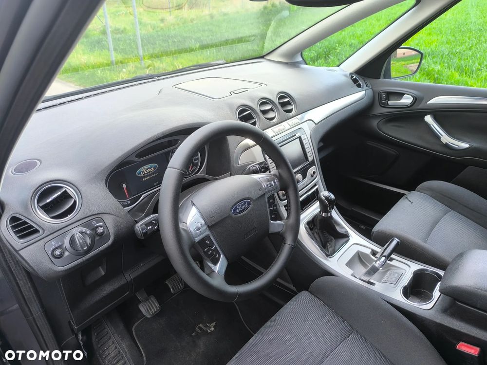 Ford S-Max 2.0 Titanium - 10