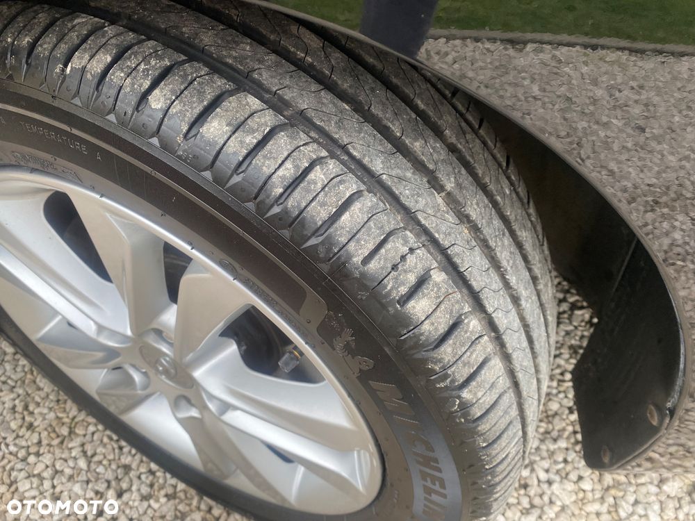 Hyundai i30 1.6 CRDi BlueDrive Premium - 9