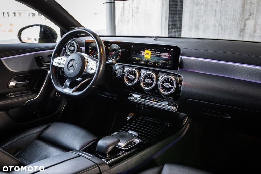 Mercedes-Benz CLA 200 AMG Line 7G-DCT - 9