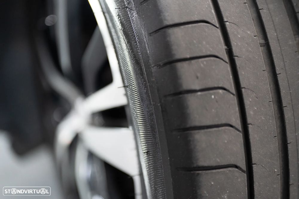 Peugeot 3008 1.5 BlueHDi GT Line EAT8 - 37