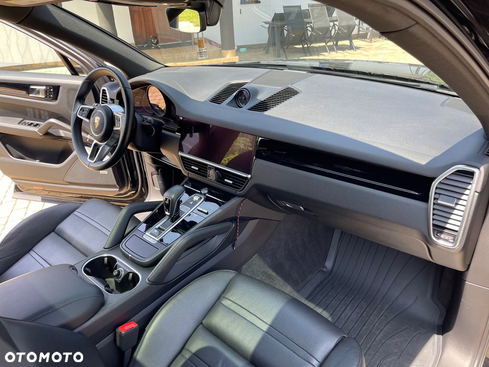 Porsche Cayenne Standard - 11