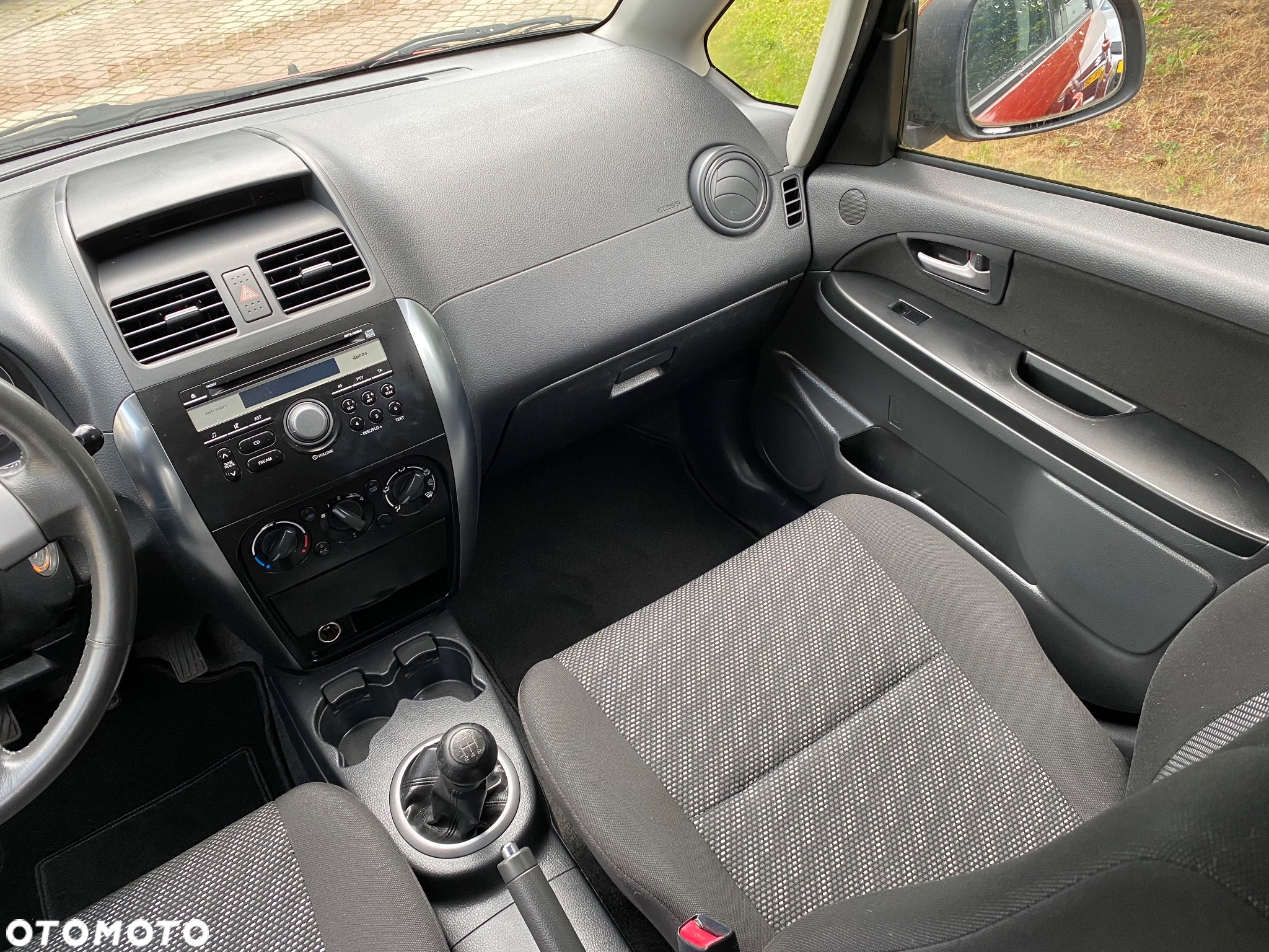 Suzuki SX4 1.6 GS / Premium - 7