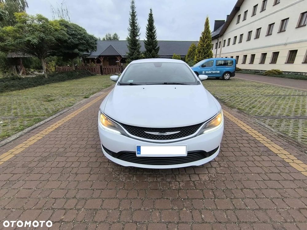 Chrysler 200 - 3
