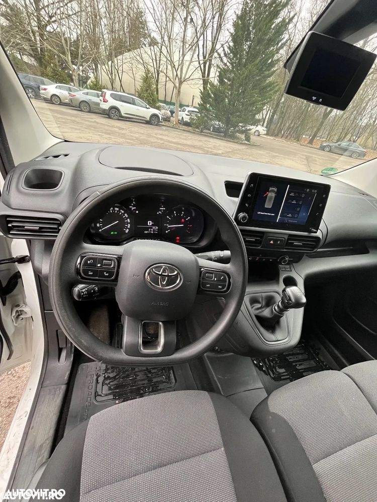 Toyota Proace 1.5 D-4D L1 Lounge - 12