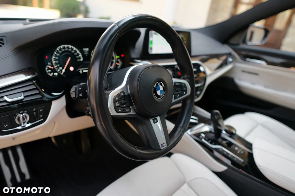 BMW 6GT - 18