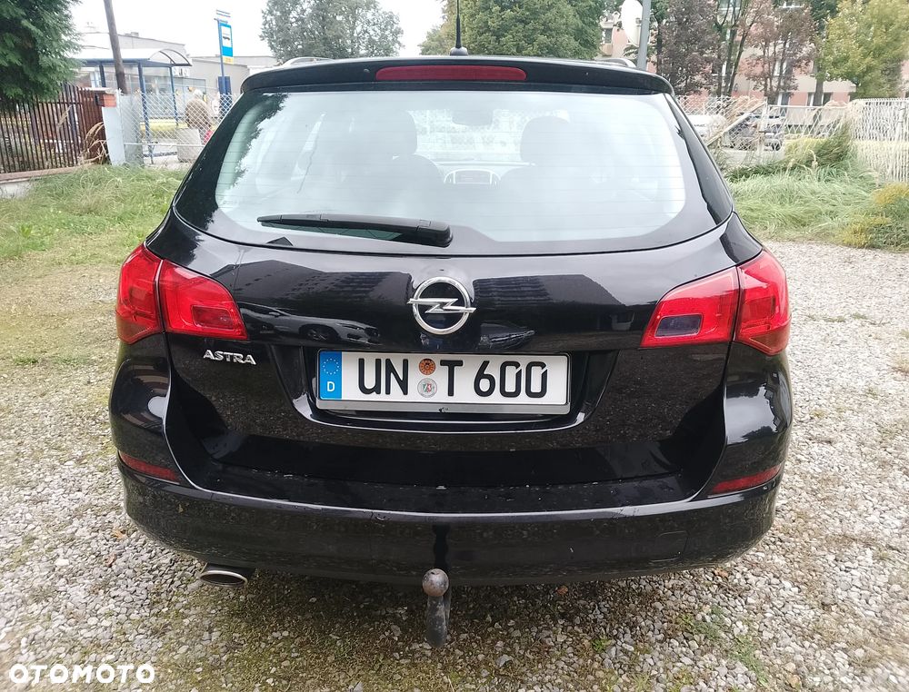 Opel Astra 1.4 Turbo - 10