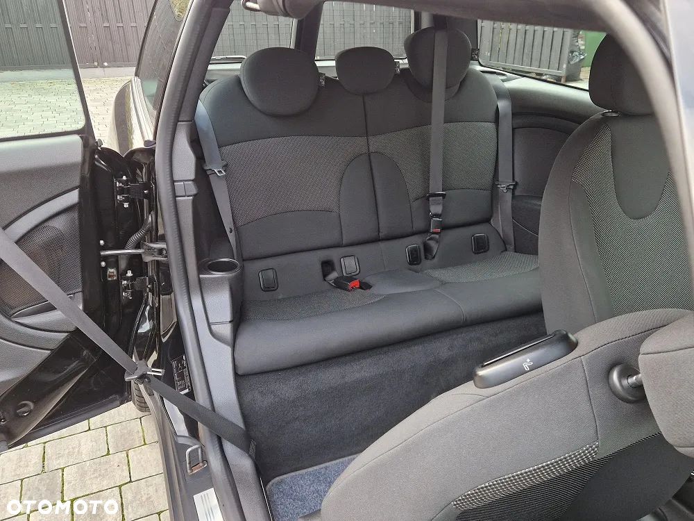 MINI Cooper D 50 Mayfair - 11