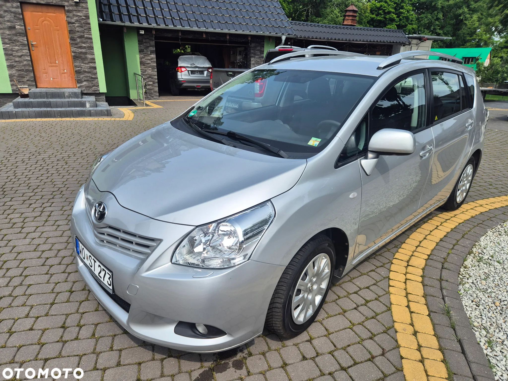 Toyota Verso 1.8 7-Sitzer Comfort - 1