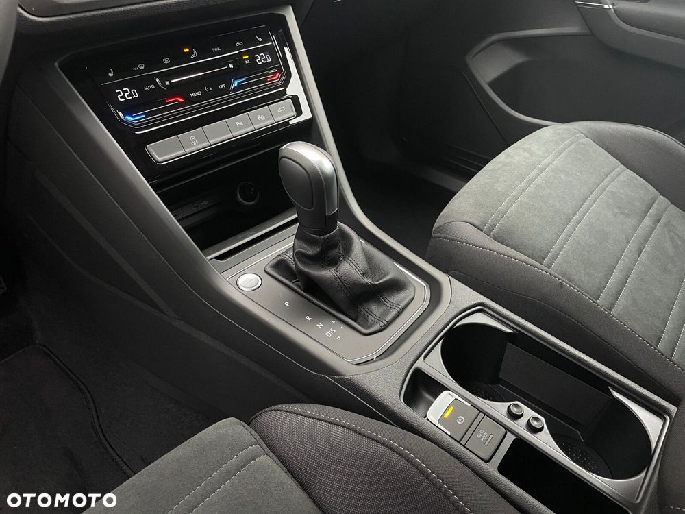 Volkswagen Touran 1.5 TSI EVO Comfortline Plus DSG - 23