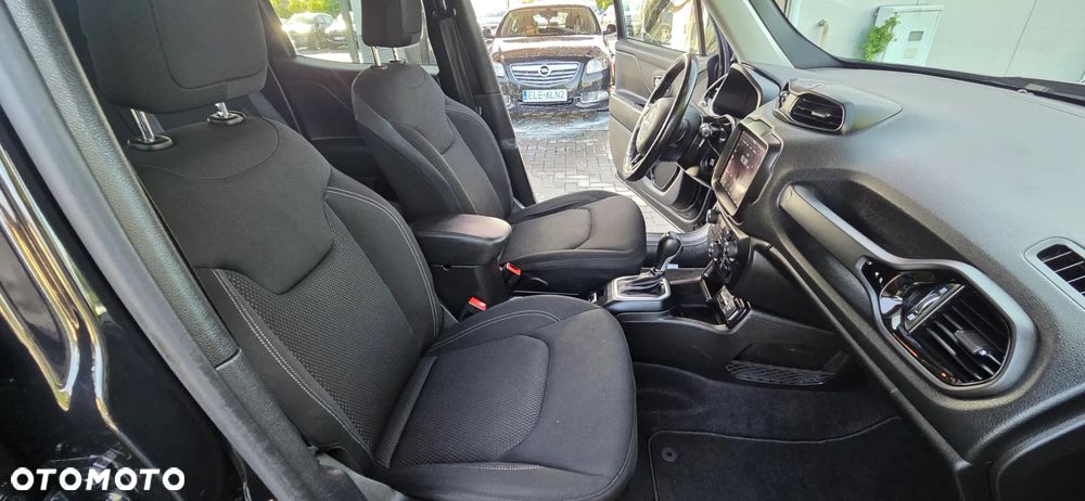 Jeep Renegade 1.3 T-GDI Active Drive Limited - 30