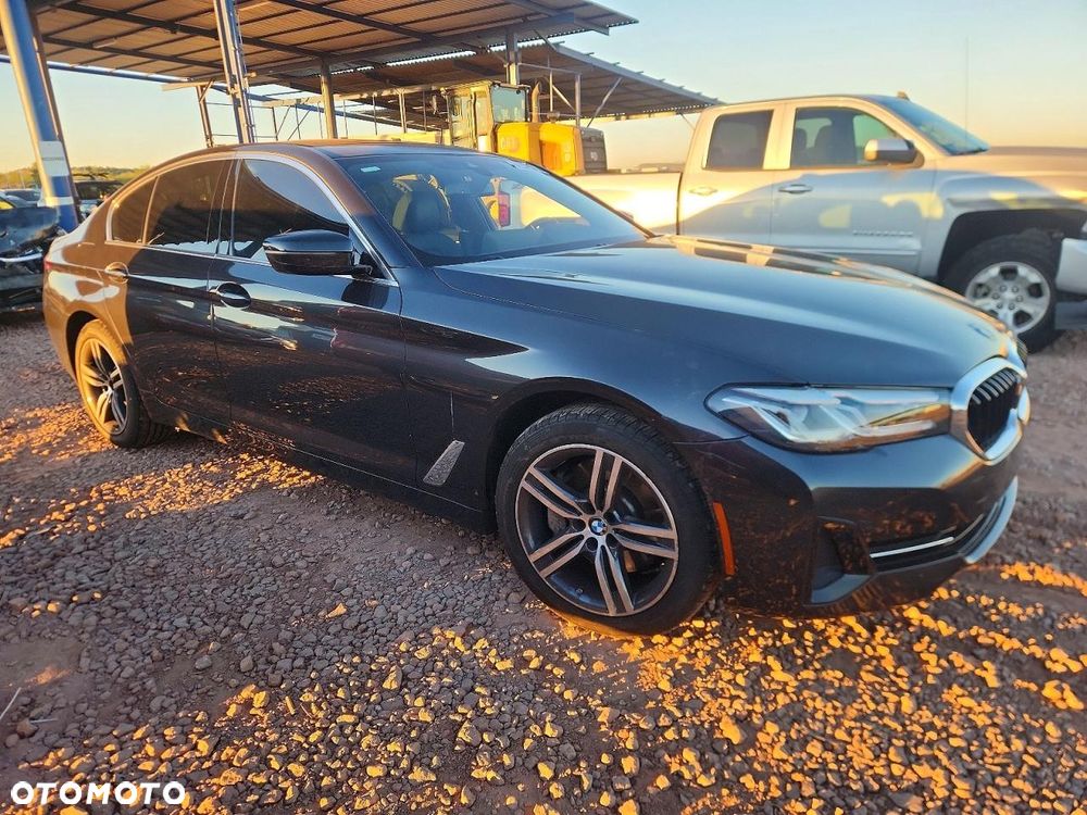 BMW Seria 5 530i GPF Luxury Line sport - 4