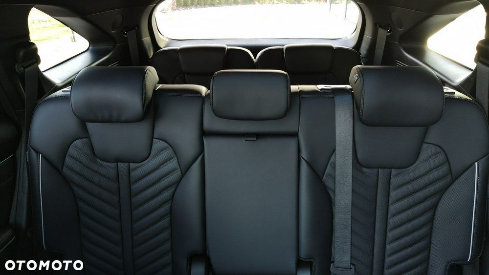 Kia Sorento - 32