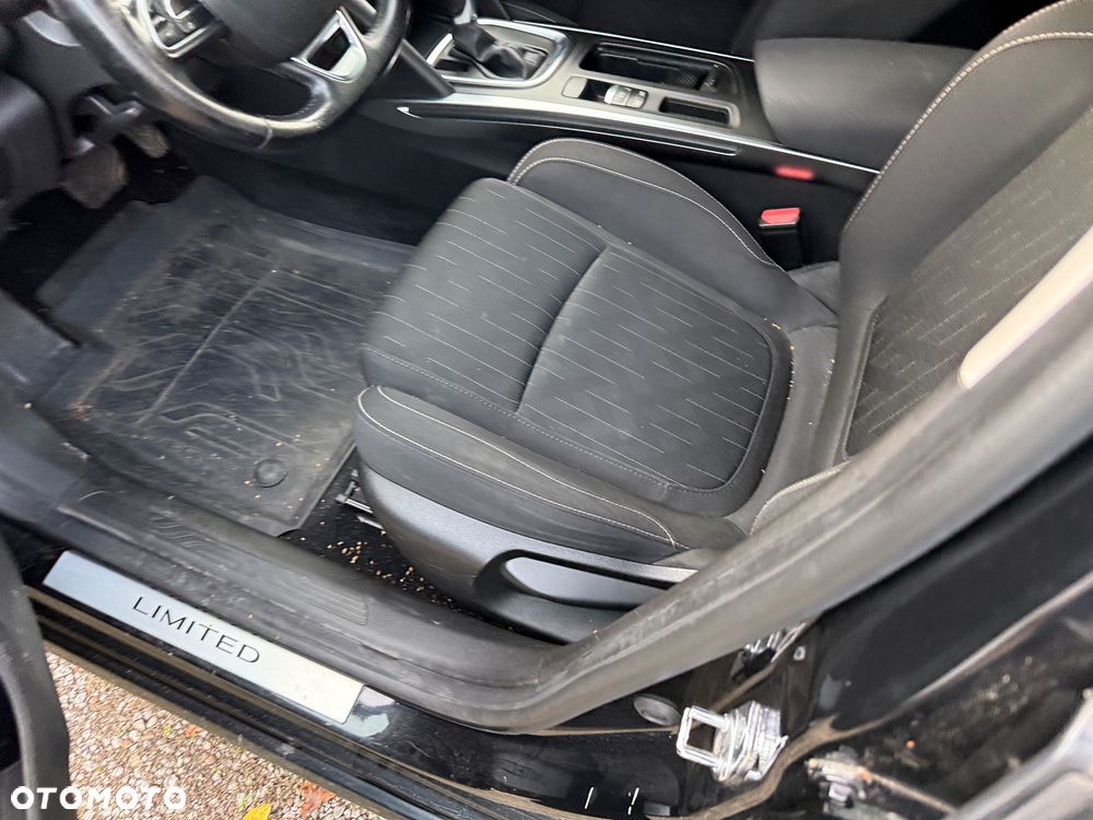 Renault Megane 1.3 TCe FAP Limited EDC - 21