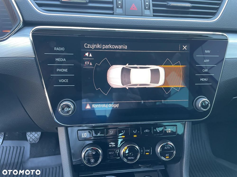 Skoda Superb 2.0 TDI SCR Ambition - 9