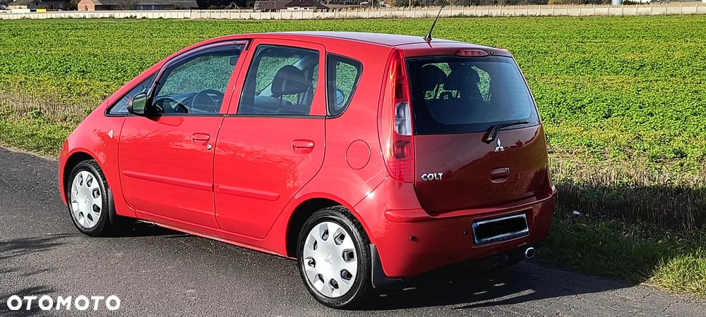 Mitsubishi Colt - 2