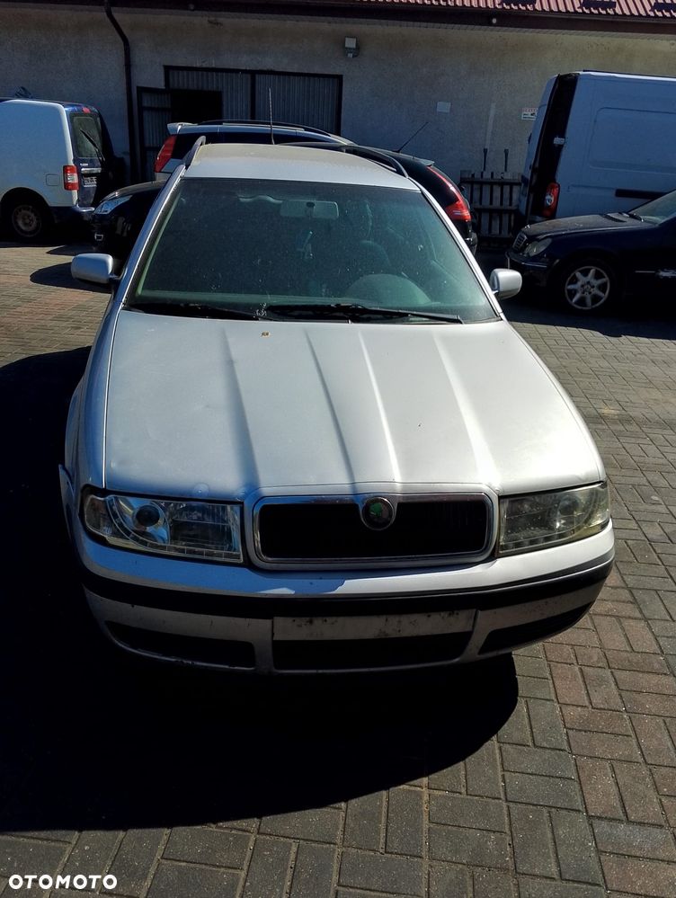 Skoda Octavia I FL (00-10r.) 1.9 TDI 110KM. Silnik ASV Skrzynia EGS lakier 9102 F7T L97A.Cały na części. GWARANCJA !!! Przód Tył Zestaw Komplet Drzwi Klapa Zderzak Błotnik Maska Grill Atrapa Szyba Pas Lampa Lusterko Boczki Fotel Kanapa Kokpit Deska Rozdzielcza Przełącznik Włącznik Sterownik Przewody Wiązka Instalacja Moduł Komputer Czujnik Listwa Pompa Alternator Wtryski Głowica Rozrusznik Kompresor Sprzęgło Dwumas Silnik Skrzynia ABS Klimatyzacji Paliwa Wspomagania Kolektor Turbina Przepustnica Zawór Chłodnica Koło Hak Belka Sanki Zawieszenie Mcpherson Półoś Amortyzator Wydech Tłumik Zacisk Most - 3