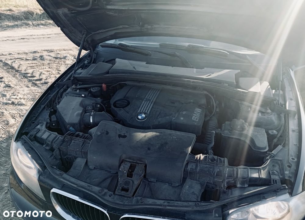 BMW Seria 1 118d - 4