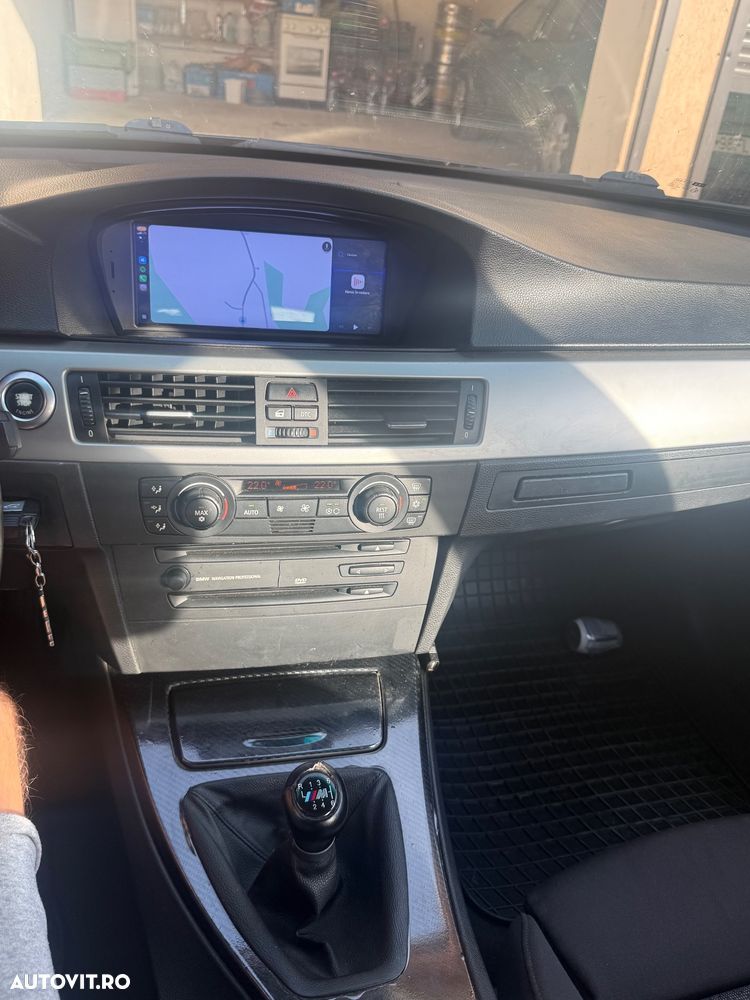 BMW Seria 3 320d - 6