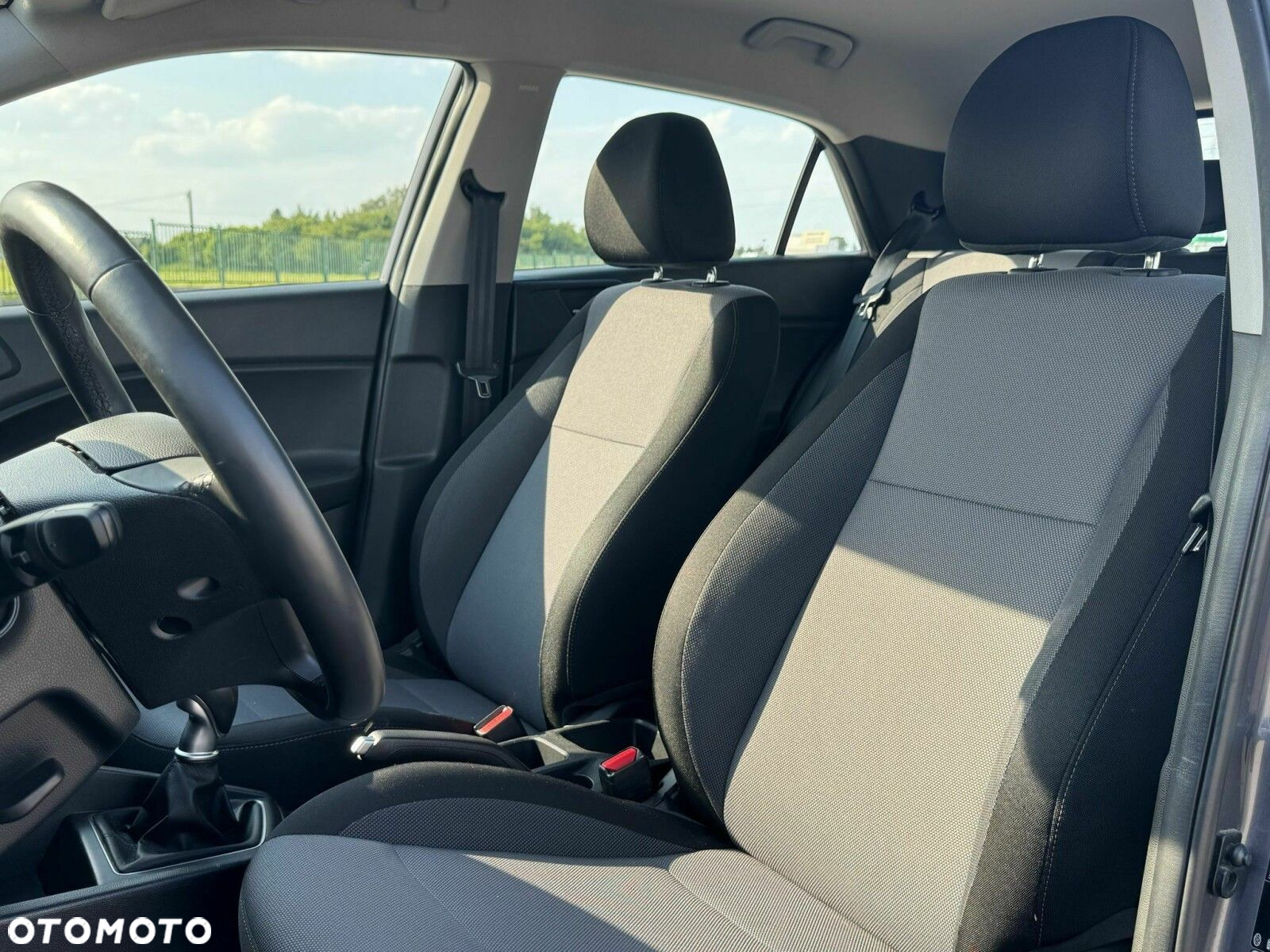 Hyundai i20 - 18
