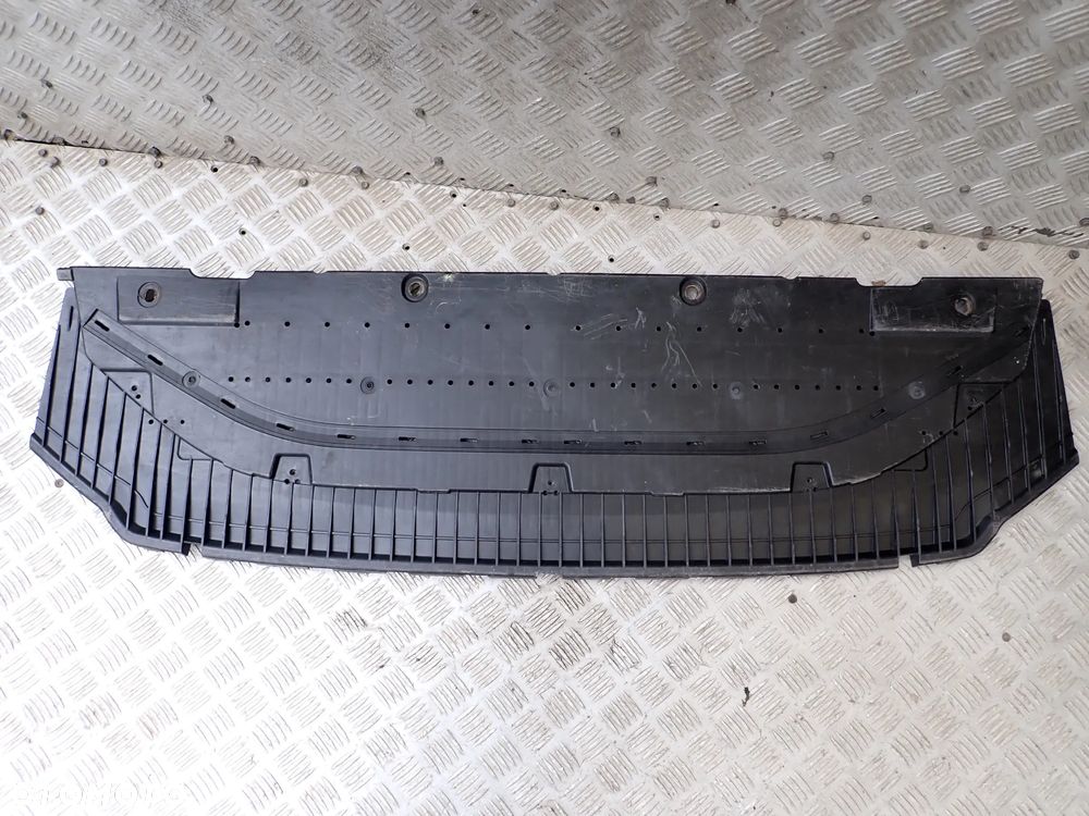 AUDI  OSŁONY - 8U0825207, 4G0807611A, AUDI A8, 4G0863822C, 8W0863822B,4G0825215 E/F , 4G0825216 A , 4G0825208 D,  4G0821111,4G0825202 A/B, 4G0825201 B/C, 4G5807454A, 4G0806391, 4G9807458 - 5