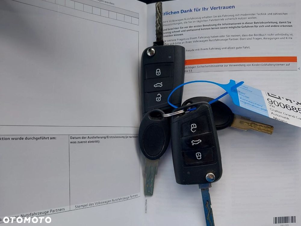 Volkswagen Grand California - 25