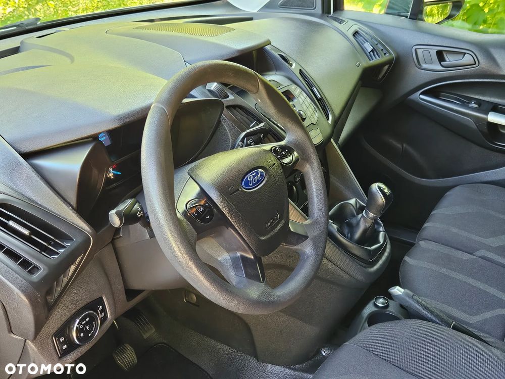 Ford Transit Connect - 26
