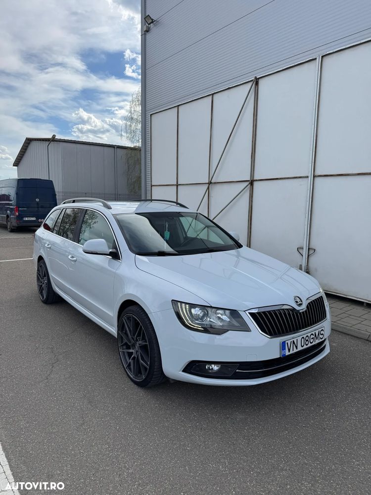 Skoda Superb 2.0 TDI 4X4 Ambition - 13