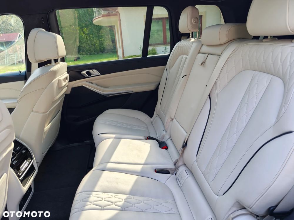 BMW X7 xDrive40i sport - 19