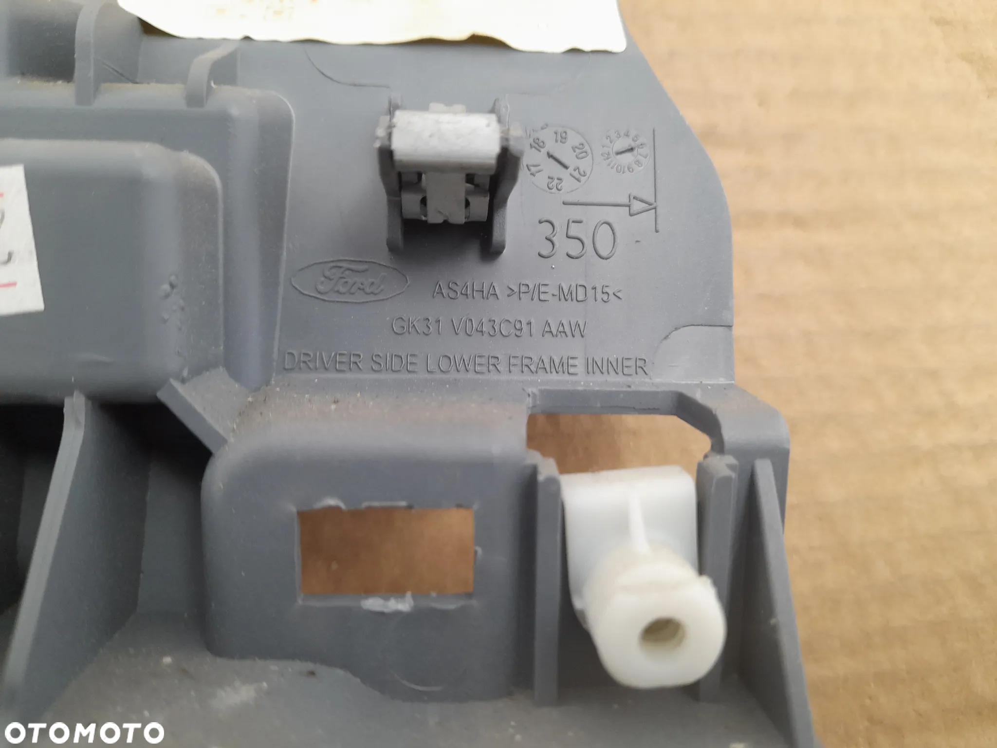 Mocowanie uchwyt deski rozdzielczej Ford Transit MK8 GK31-V043C91-AAW - 3