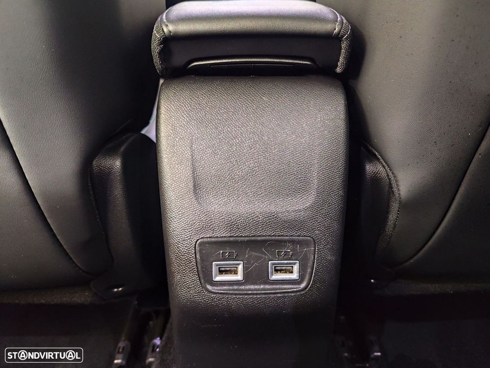 Peugeot 2008 PureTech 100 Allure - 28