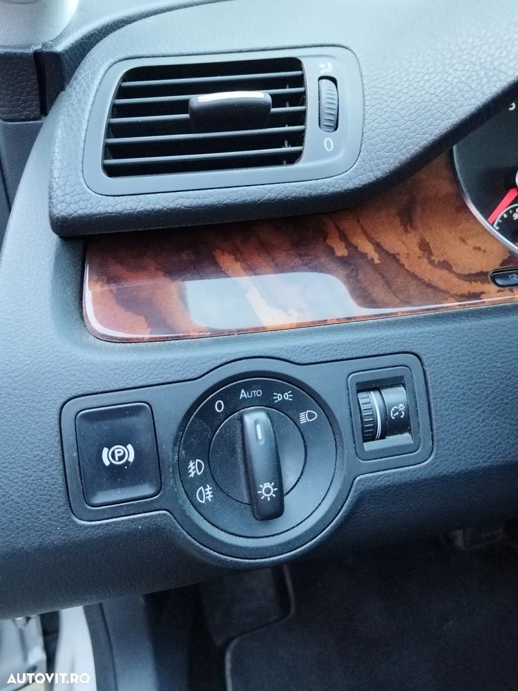 Volkswagen Passat 2.0 TDI Comfortline DPF - 19